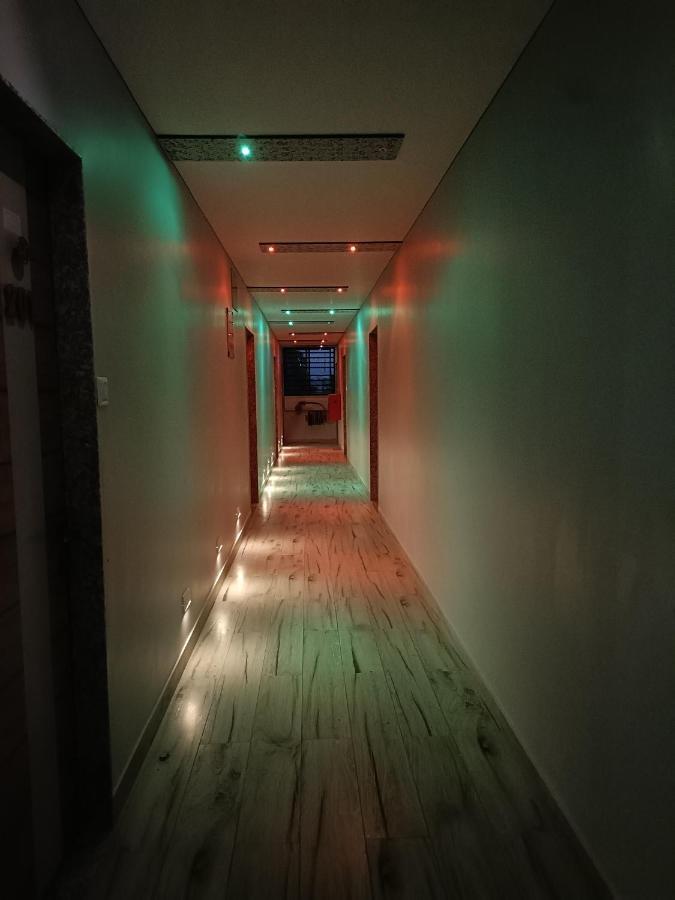 Hotel Jb Star Māndvi Екстериор снимка